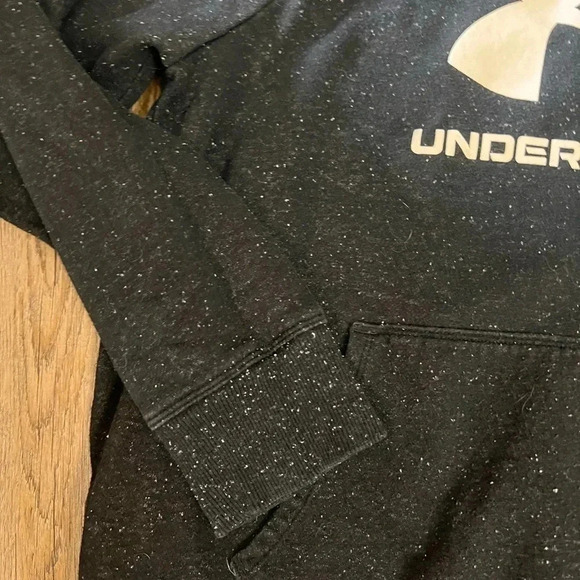 Under Armour • Loose Fit Hoodie - Picture 4 of 9